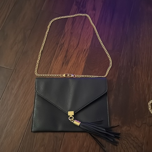 Big Buddha Envelope Tassel Clutch Black W Gold Hardware W Bonus Chain! - Picture 8 of 9